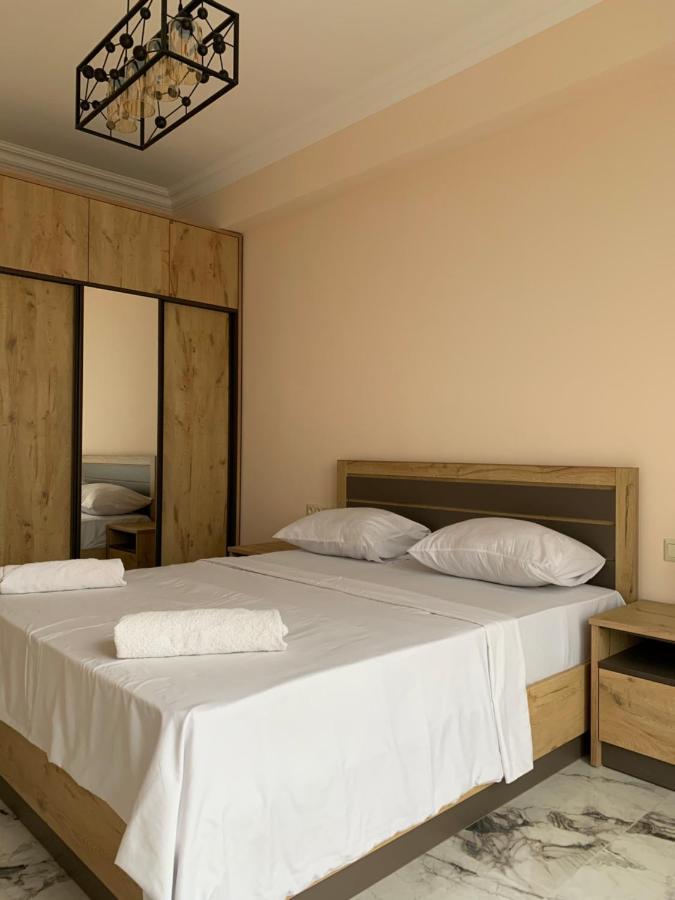 City Central Apartment Jerevan Exteriör bild